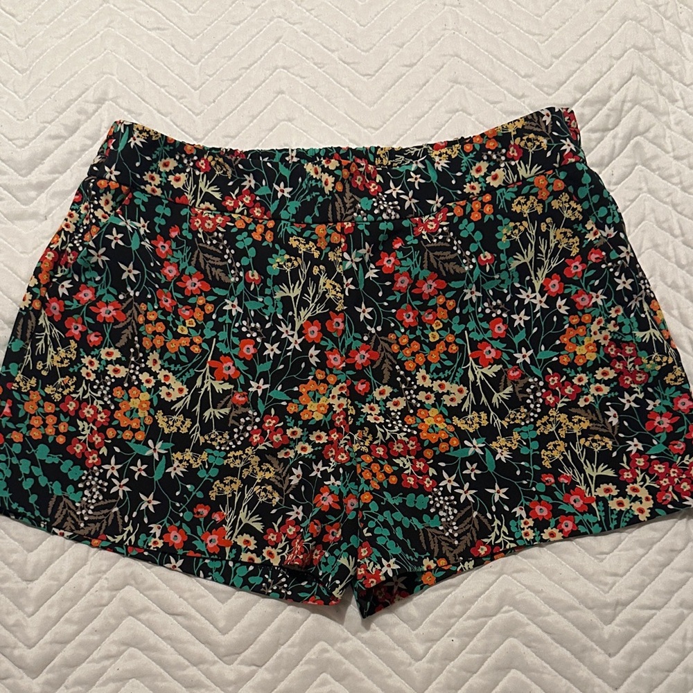 Floral Women's Shorts